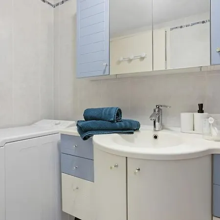 Joli 65m2 Piscine Parking Apartment Saint-Raphael (Var)