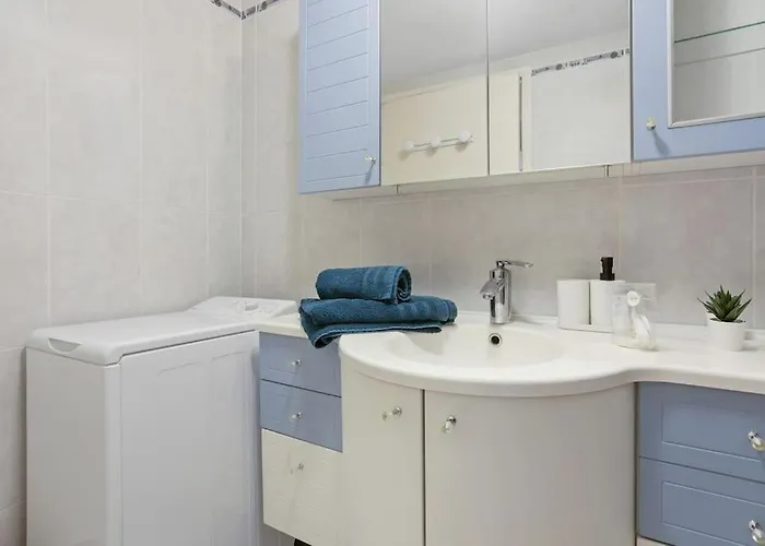 Joli 65m2 Piscine Parking Apartment Saint-Raphaël