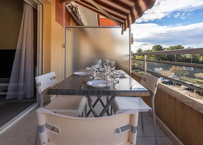 Apartment Joli 65m2 Piscine Parking