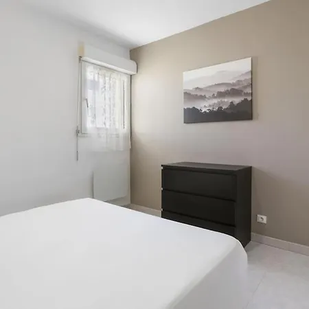 Joli 65m2 Piscine Parking Appartement *